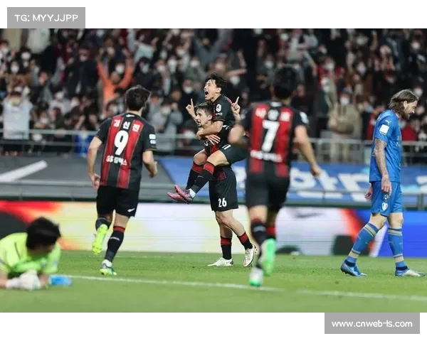 球迷抗议导致比赛中断五分钟,斯特拉斯堡主场响起嘘声